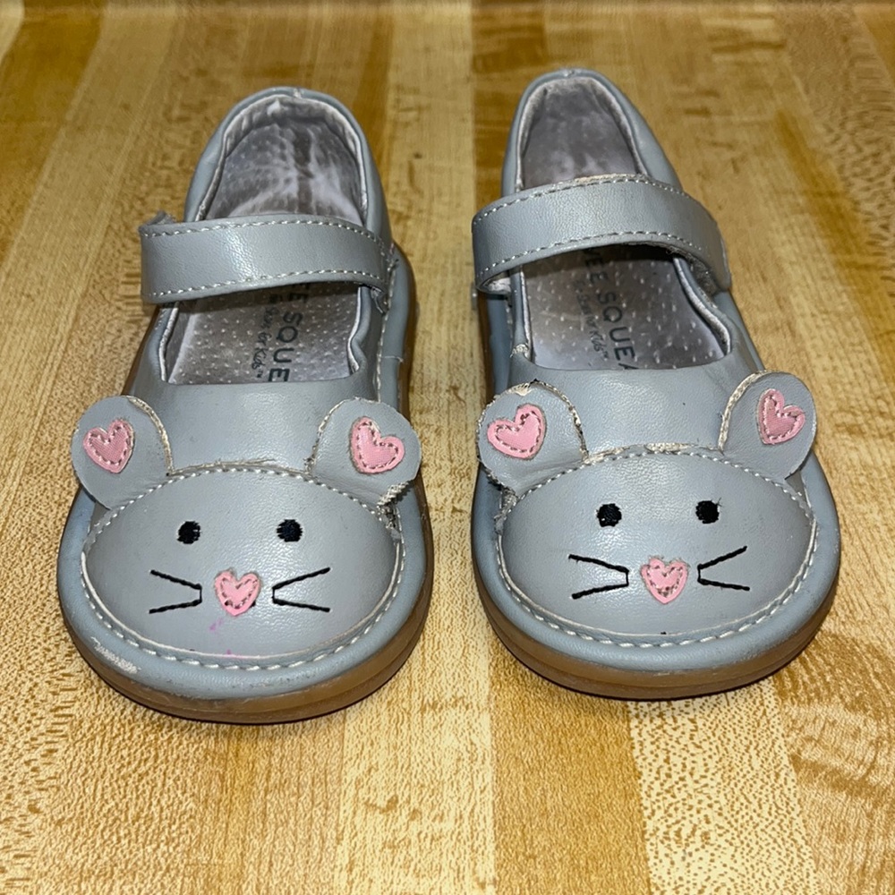 Wee Squeak Mouse Shoes 🐭
